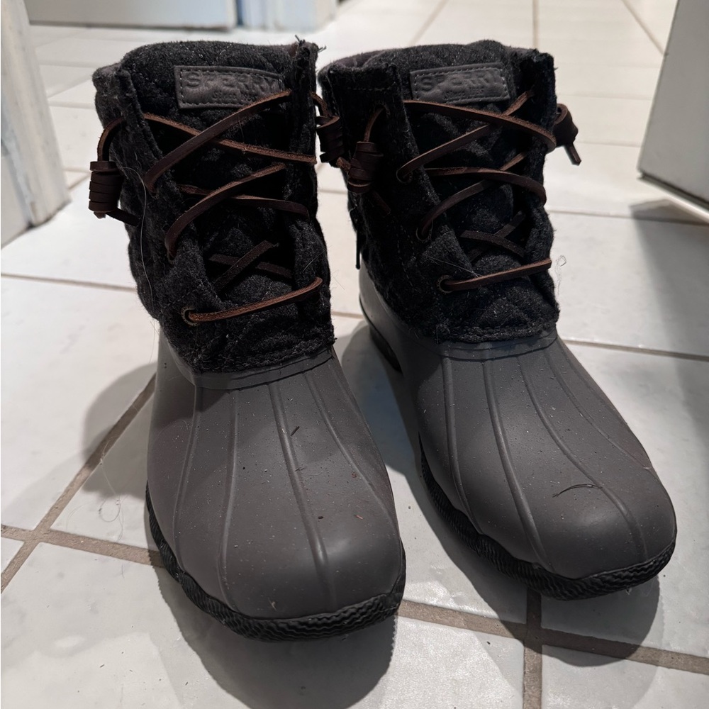 Sperry rain boots